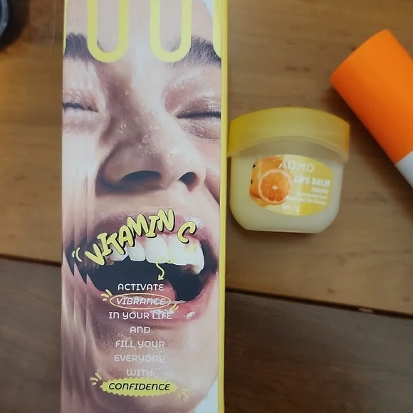 Vitamin C skincare Bundle - Picture 4 of 4